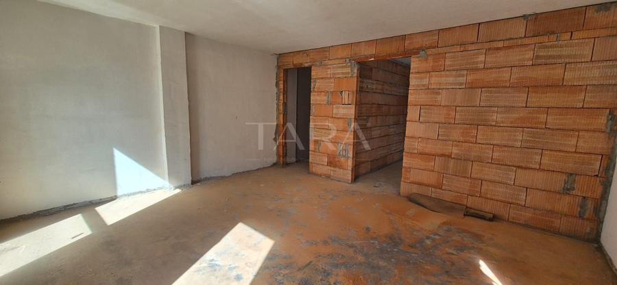 Vanzare apartament cu 1 camera in Sannicoara, cu gradina proprie. - 1