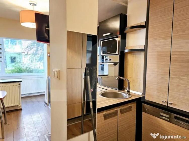 Apartament cu 3 camere, parter -Sf.Gheorghe - 9