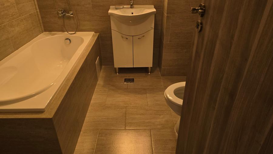 Vand apartament cu 2 camere decomandat in Deva, bloc de caramida din anul 2012, - 6