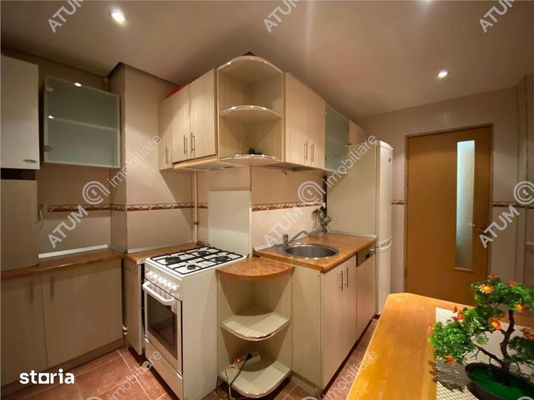 Apartament cu 2 camere decomandat, mobilat în Broscărie