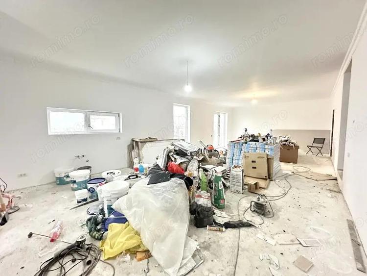 Duplex premium, despartit prin garaj, 5 camere, 218 mp utili - Ghiroda - 3