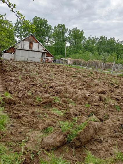 De vanzare casa si teren in Dealu Launele Valcea - 5