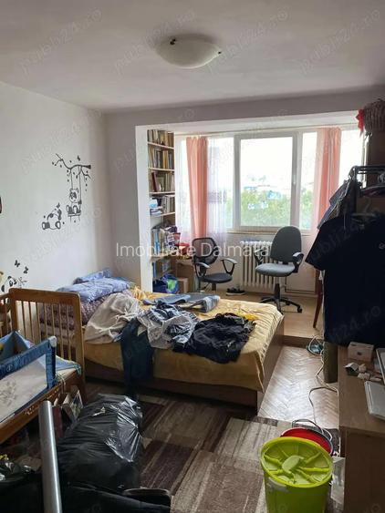Apartament 3 camere de vanzare , Mal Stang Somes , et.9 , 74.000 euro negociabil Apartament 3 camere de vanzare , Mal Stang Somes , et.9 , 74.000 euro negociabil