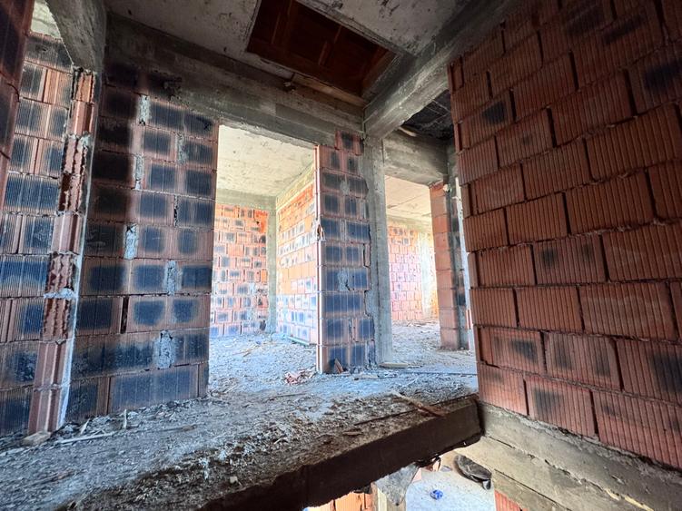 Casa P+1+Pod situata in Allegria. 4 cam. Util 105mp. teren 210 mp - 14