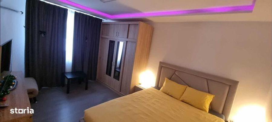 Garsoniera Plopeni total utilata / renovata - 2