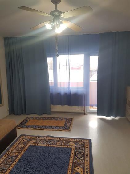 Ofer spre inchiriere apartament cu 2 camere direct de la proprietar - 1