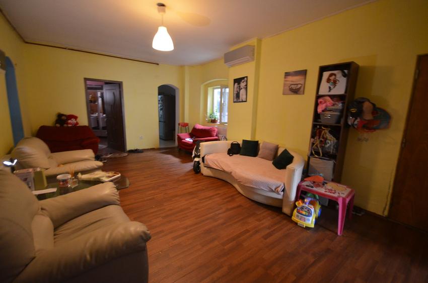 Apartament in vila - 6 camere - Calea Calarasilor - Traian - Unirii - 4