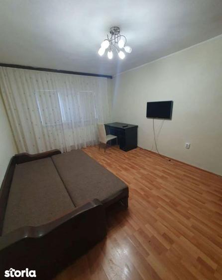 Apartament 2 camere etaj 2/4 -50 mp Zona Piata Moldovei - 3