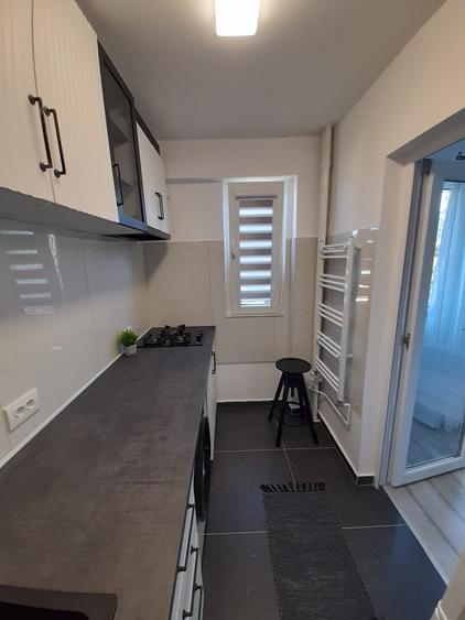 Garsoniera, moderna, intre metrou Gorjului si Pacii, str Apusului - 18