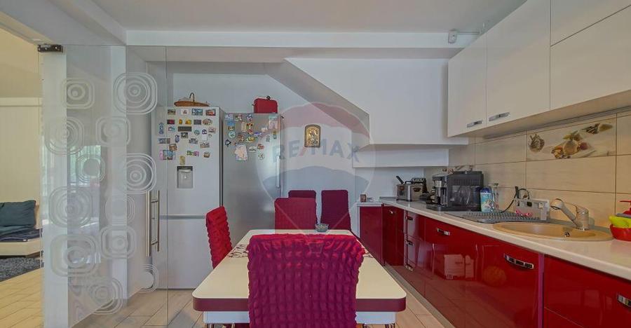 Casa Premium cu Design Elegant ?i Intimitate, in Carti... - 5