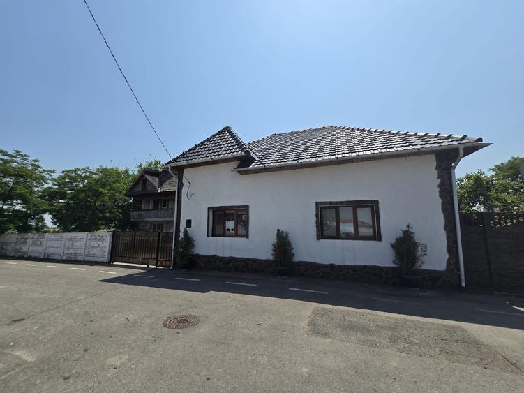 Casă în Birda cu 3 camere + living, 1.439 mp teren - 1