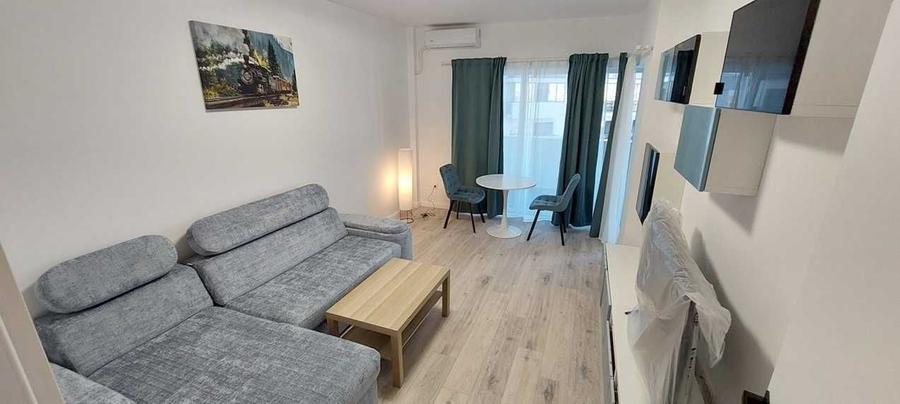 Apartament cu 2 camere decomandat în Runcu