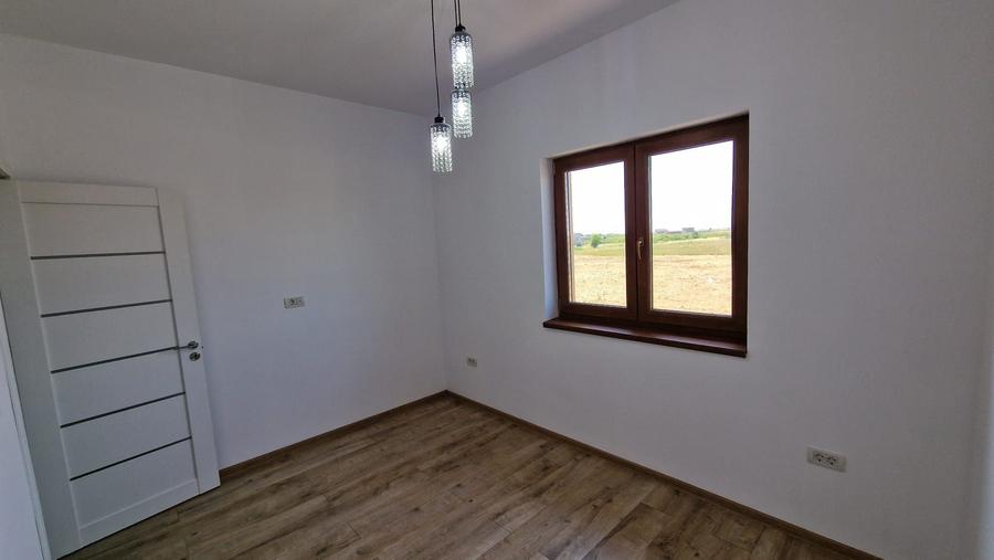 De vanzare 1/2 Duplex Sacalaz - 18