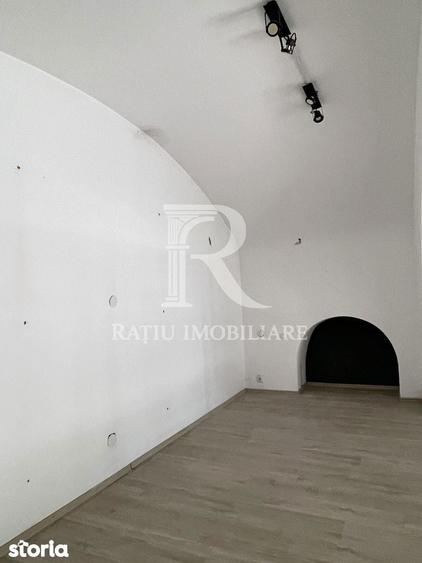 Spa?iu comercial de inchiriat | Loca?ie ultracentrala | Oradea - 14