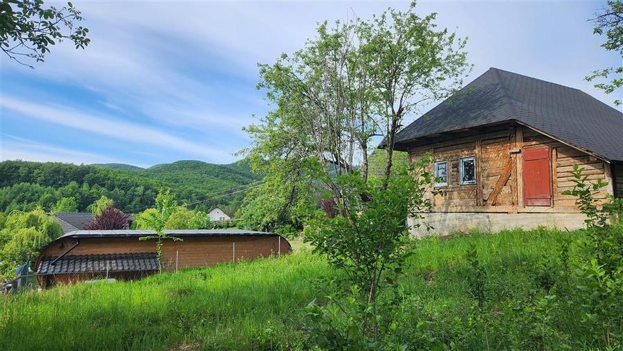 Casa Traditionala din lemn, in Bucovina! Zona Turistica - Cacica! - 3