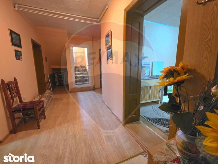 Casa pe strada Prefect Vasile Moldovan Tarnaveni - 13