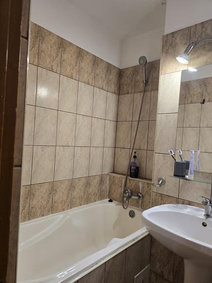 Vitan Mall,bl.MIXT,reabilitat,DECOMANDATA,mobilata utilata,Pat Matrimonial - 10