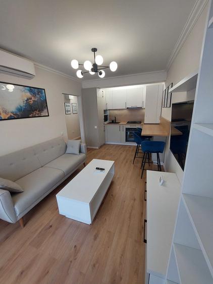 Apartament cu 2 camere decomandat în Cantemir