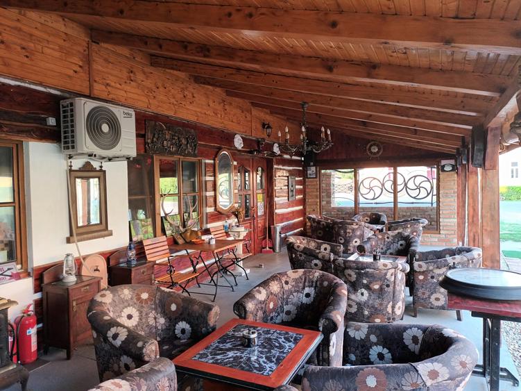 AFACERE SAU CASA DE VANZARE IN COMLOSU MIC - 4