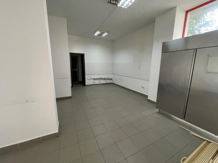 Spatiu comercial - Prelungiera Ghencea nr. 262 - 50 mp - 7