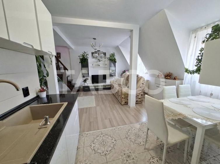 Apartament cu 3 camere de vanzare - mansarda Vasile Aaron - intabulata - 3