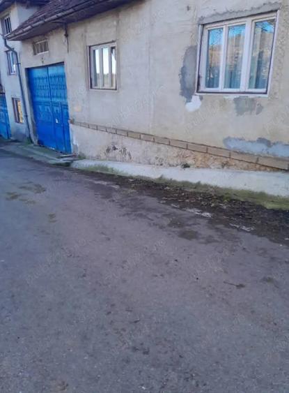 Vand casa in Camp Moti - 1