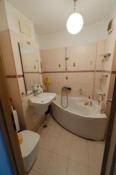 Apartament 3 camere in intersectia Th.Pallady cu 1 Decembrie, sec. 3 - 5