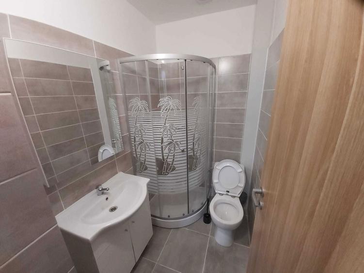 Inchiriez apartament 3 camere zona Lipovei - 3