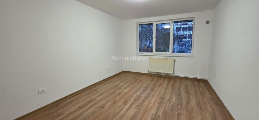 Cornisa- Central Plaza-decomandat imbunatatit