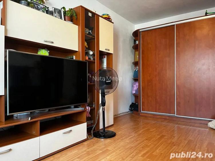 Vand garsoniera cf 1, sect 3, rond Bana Novac