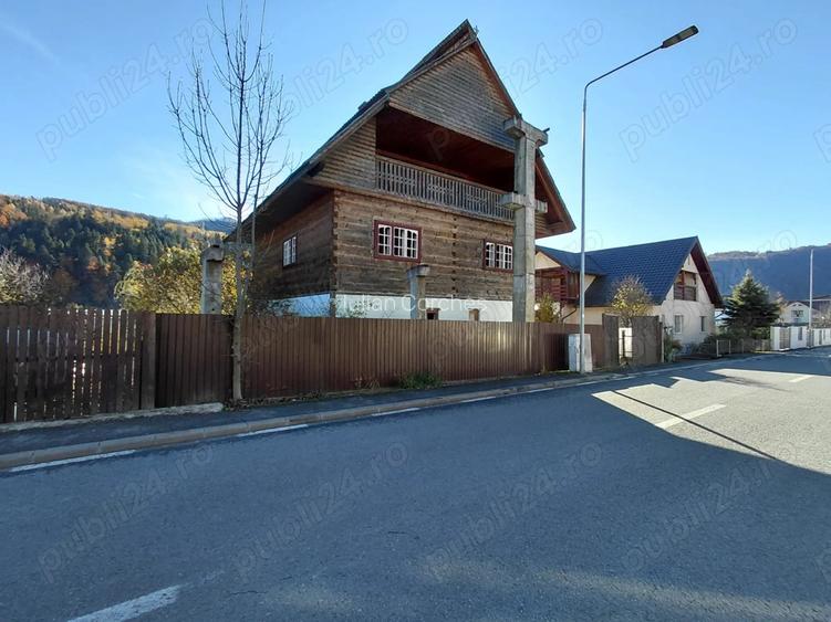 Se vinde casa tip duplex in Campeni