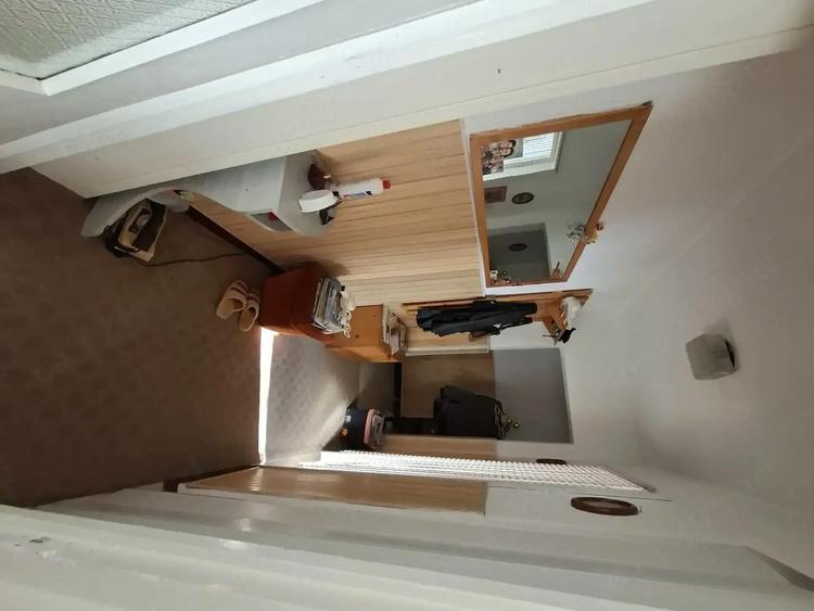 Vanzare apartament cu 2 camere in Moldova Noua - 7