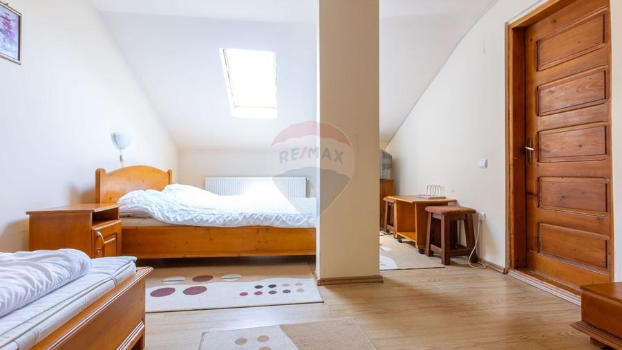Hotel / Pensiune cu 10 camere de vanzare/Vama Buzaului - 30