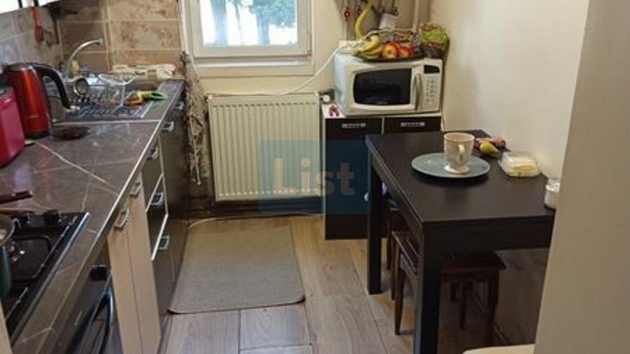 Apartament 3 camere - Decomandat - 4