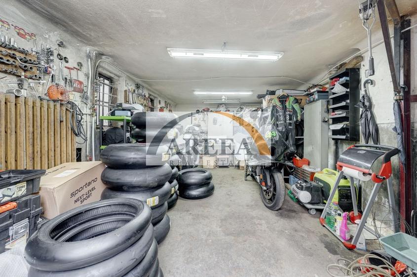 Ultracentral - zona Polona - 3 camere cu dependinte si GARAJ propriu - 14