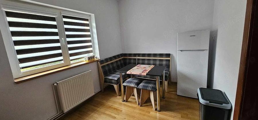 Sinaia, zona ultracentrala - inchiriere garsoniera, renovata ?i mobilata - 7
