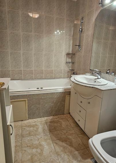 Ap cu 4 camere situat pe Calea Moșilor, aproape de intersecția cu M. Eminescu - 9