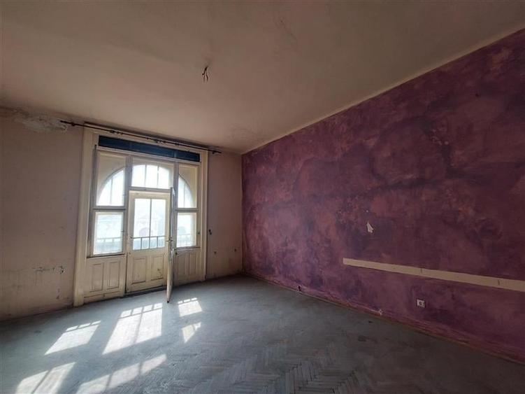 Apartament ultracentral cu 2 garaje - 9