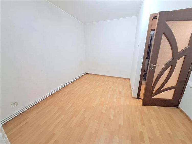 Apartament 2 camere decomandat zona Narcisa - 5