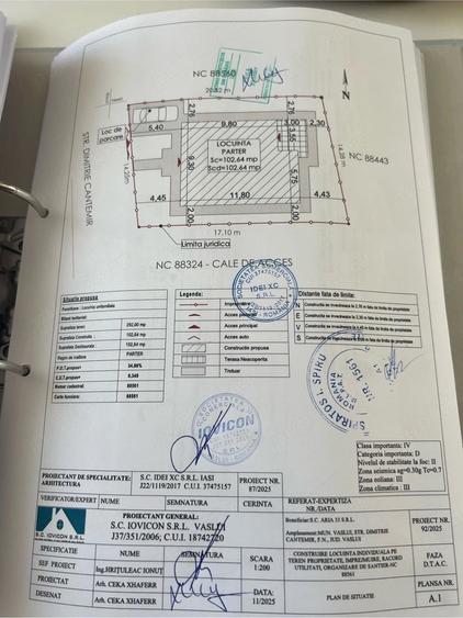 Casă cu 3 camere cu Teren 300 Mp în Central