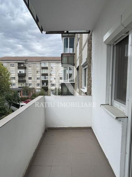 Apartament cu 3 camere | Decomandat | Decebal  | Oradea - 14