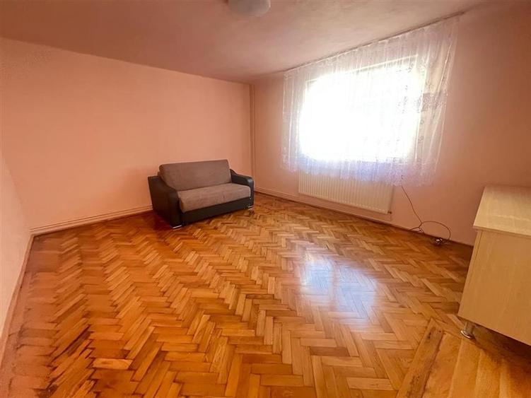 Casă individuală cu 3 camere cu Teren 300 Mp în Terezian