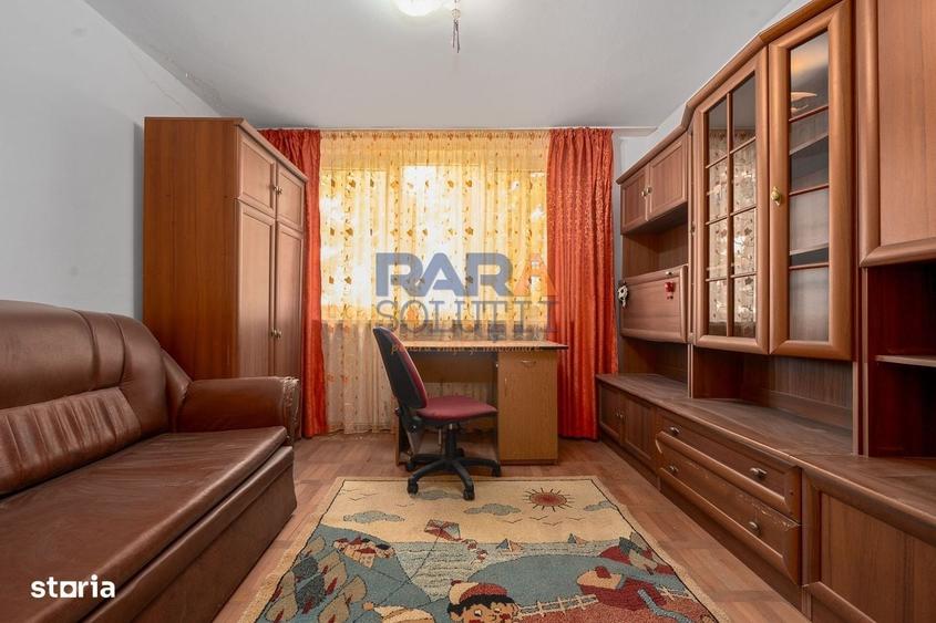 Apartament cu 3 camere decomandat în Românești