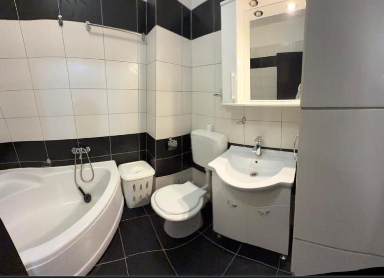 Apartament cu 2 camere decomandat în Exterior Vest