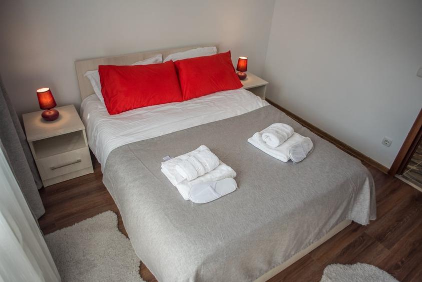 Apartament cu 3 camere decomandat în Platoul Izvor