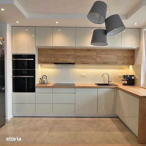 Apartament cu 3 camere în Central — fotografia 1