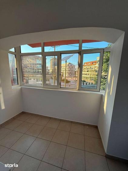 Apartament cu 3 camere în Ultracentral