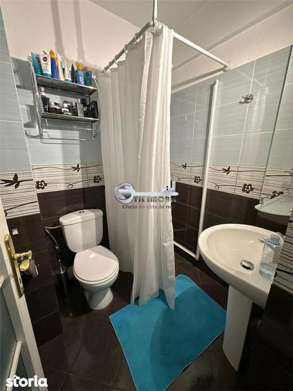 Apartament cu 3 camere în Tătărași