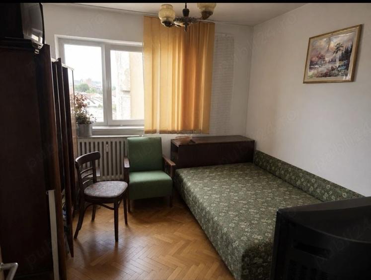 Apartament cu 2 camere decomandat în Aluniș