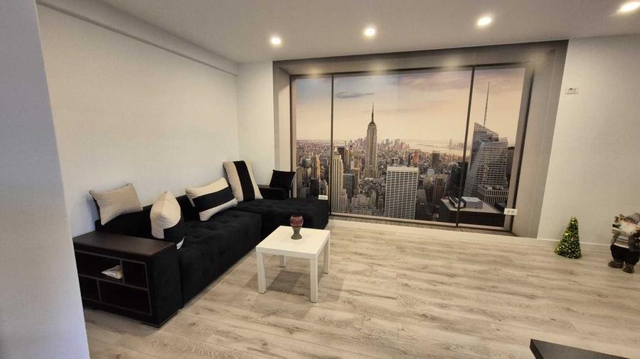 Apartament cu 2 camere decomandat în Central